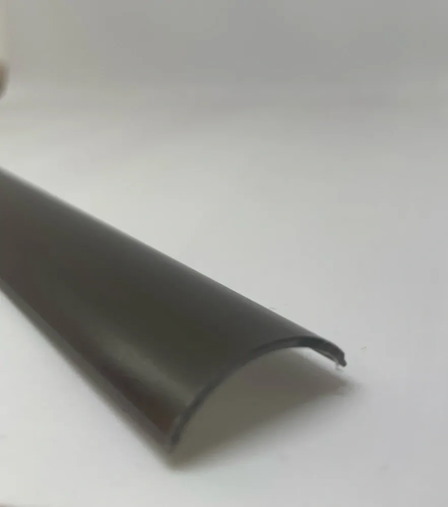 Difuzor profilu 16X16 CORNER 16 - BLACK BOW