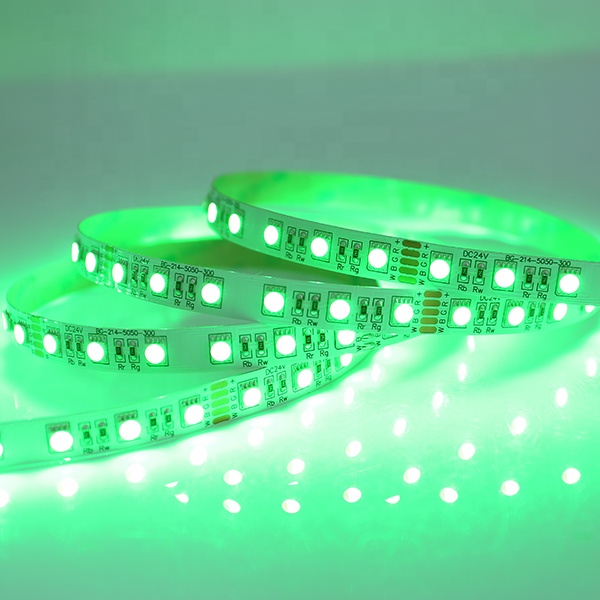 LED pásek RGBW 4 in 1 3000K/SMD5050/500-600lm/60led/m/18W/12V/IP20