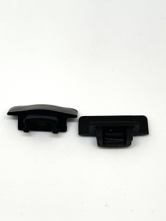 Záslepka MIKRO WIDE IN BLACK - s otvorem
